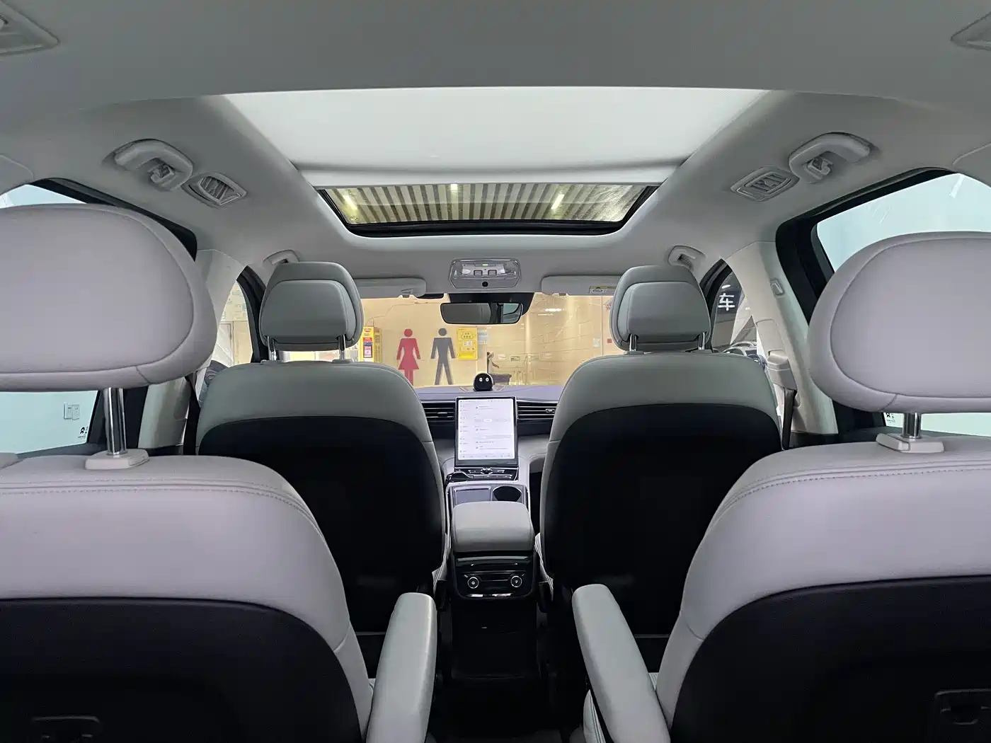 NIO ES8 2022 2020 580KM 6-Seater