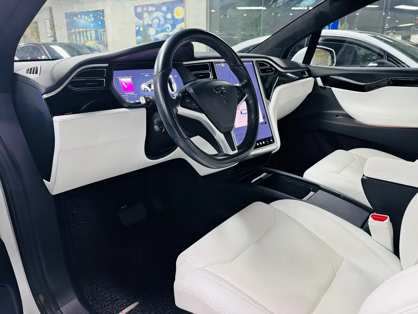 TESLA MODEL X