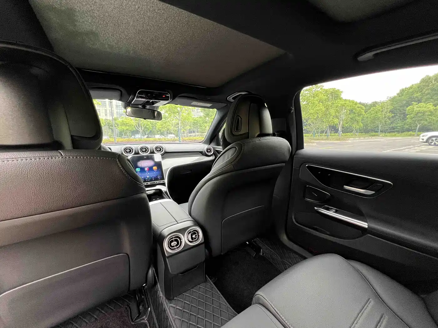 Mercedes-Benz C-Class 2025 C 260 L Sport Edition фото 10