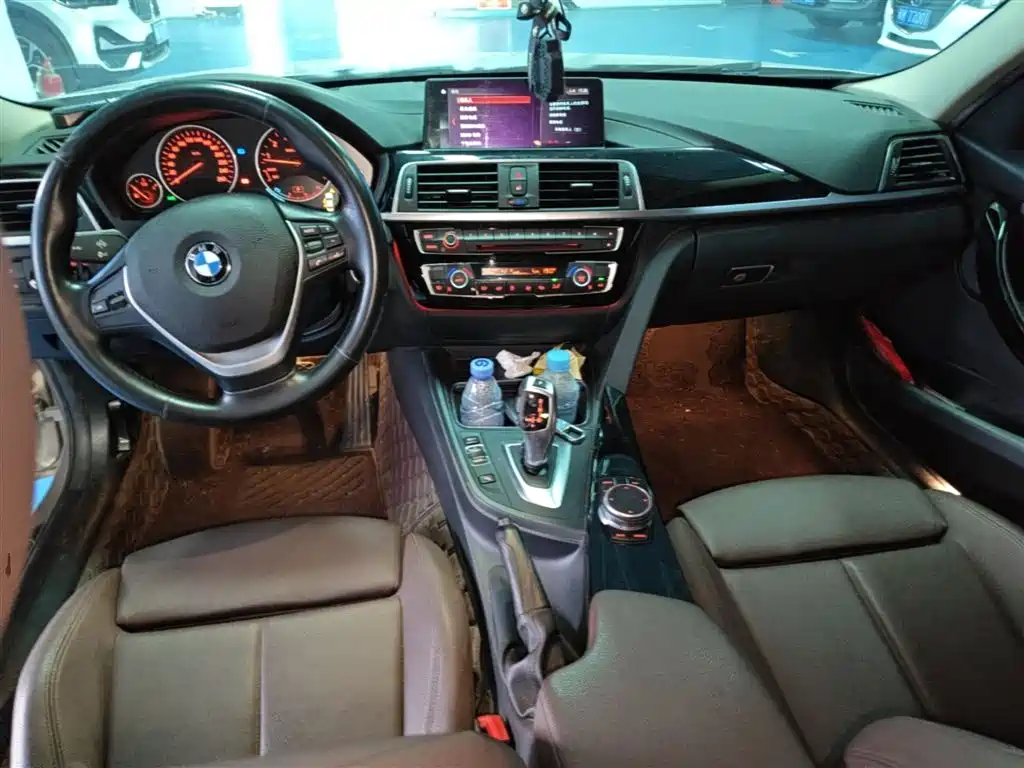 BMW 3 Series 2019 320Li Fashion Type фото 10