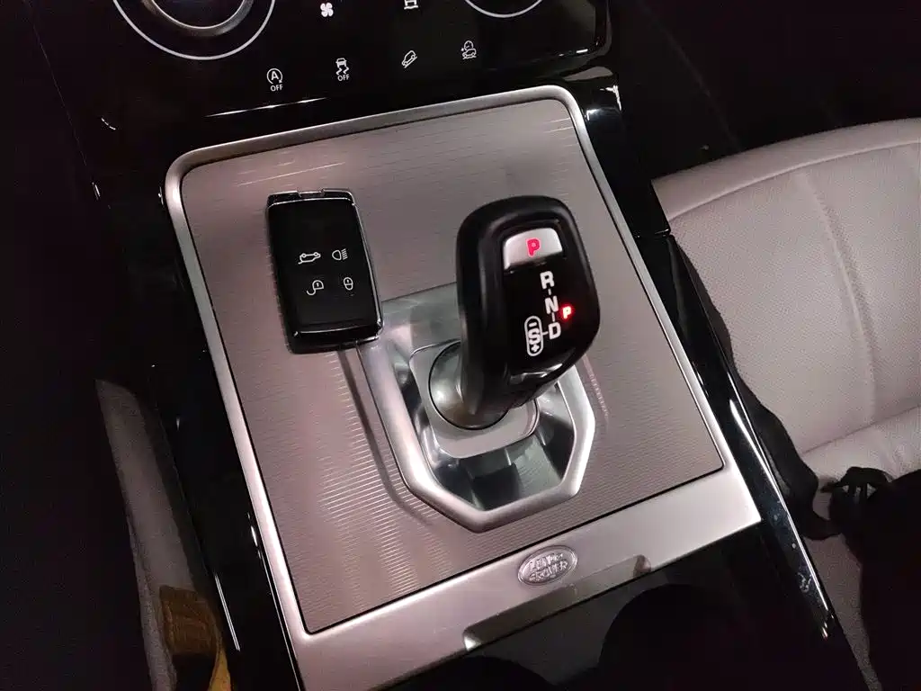 Land Rover Range Rover Evoque 2020 249PS Youth Edition фото 14