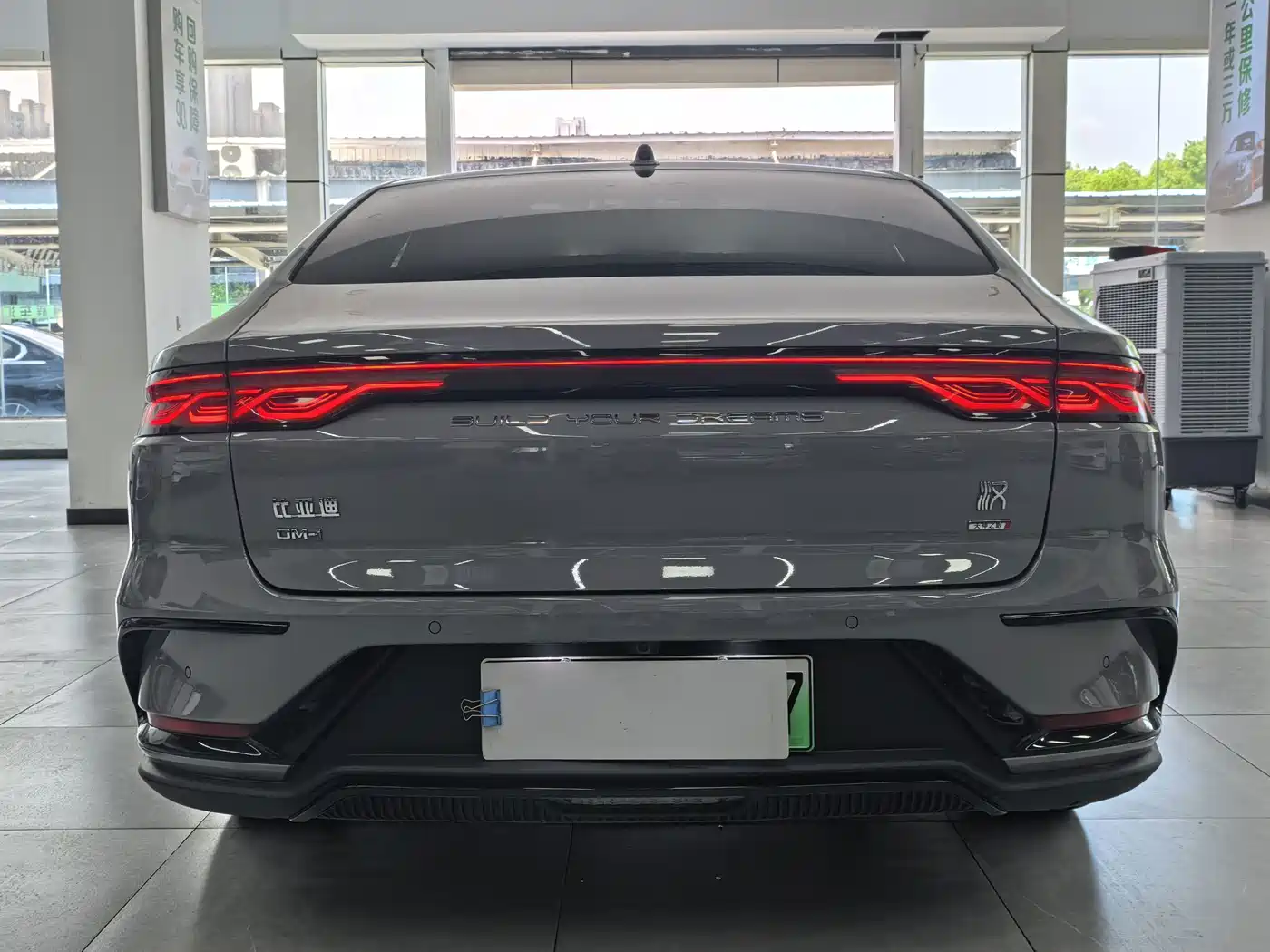 BYD Han 2025 2025 DM-i Smart Driving Edition 125KM LiDAR Flagship