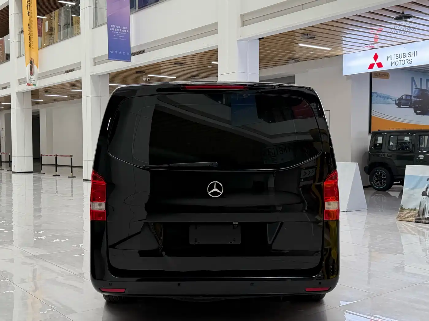 Mercedes-Benz Vito 2020 2.0T Business Edition (7-seater) фото 3
