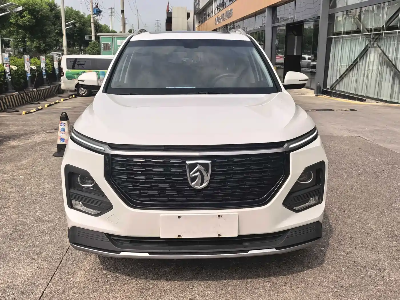 Baojun 530 2019 2020 1.5T CVT Prestige Connect 6-Seater