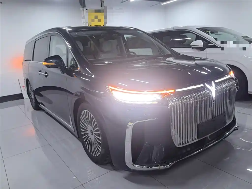 Voyah Auto Voyah Dreamer 2025 PHEV AWD Flagship Kunpeng Edition фото 4