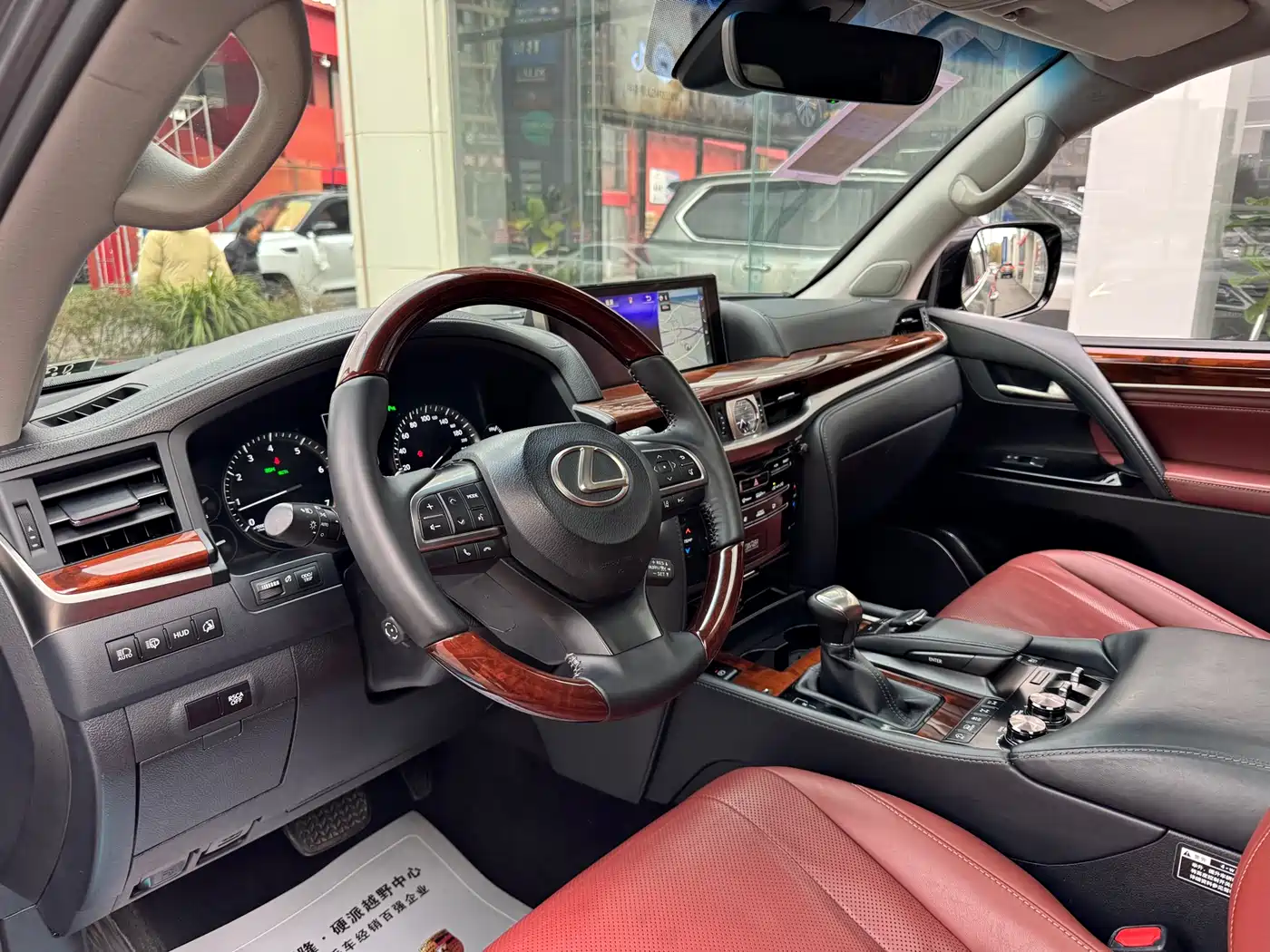Lexus LX 2017 570 Prestige Luxury фото 5