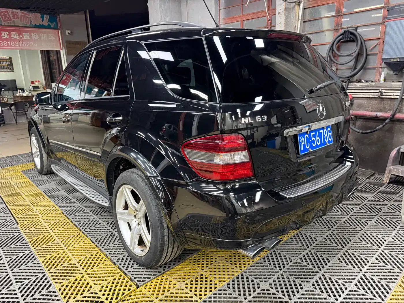 Mercedes-Benz M-Class AMG 2007 AMG ML 63 фото 4