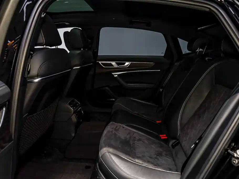 Audi A6L 2024 55 TFSI quattro Exclusive Dynamic фото 10