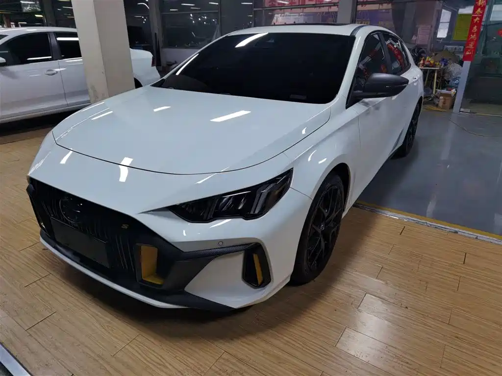 GAC Trumpchi Trumpchi Emkoo 2021 270T DCT J15 Edition фото 2