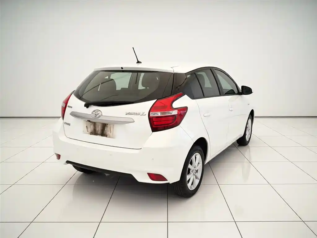 Toyota YARiS L Zhi Xuan 2016 Facelift 1.5E CVT Charming Edition фото 7