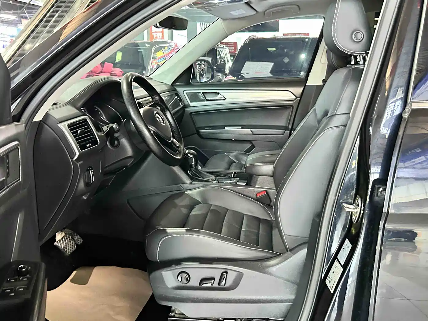Volkswagen Teramont 2017 330TSI 2WD Luxury фото 8