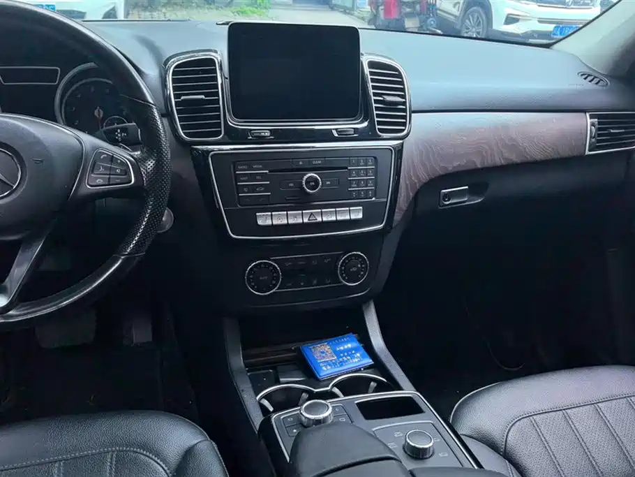Mercedes-Benz GLE 2017 GLE 320 4MATIC Dynamic фото 16