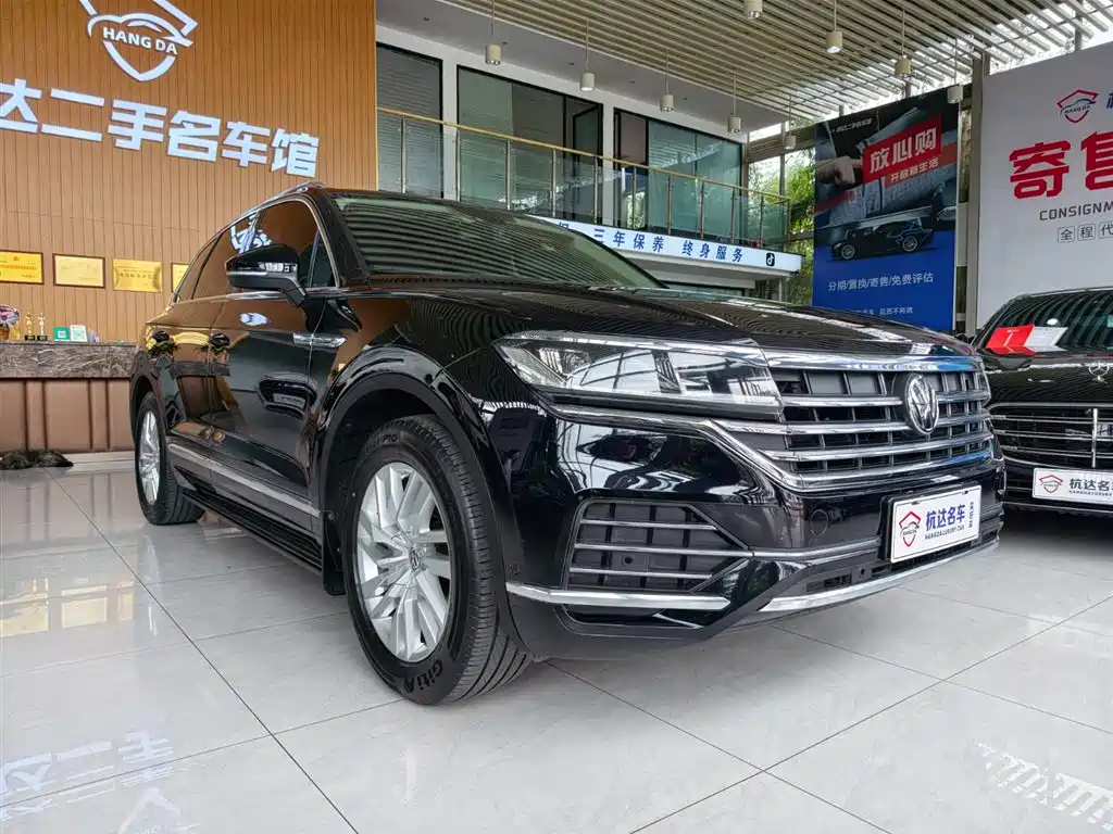 Volkswagen Touareg 2019 2.0TSI Sharp Wing Edition China VI фото 3
