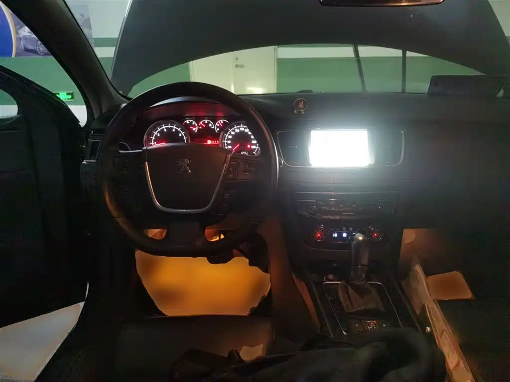 Peugeot 508 2015 1.6THP Auto Excellence Edition фото 3