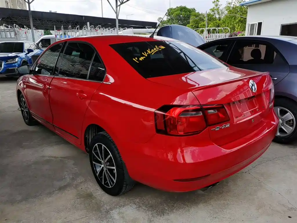 Volkswagen Jetta 2015 1.4TSI Auto Sport фото 5