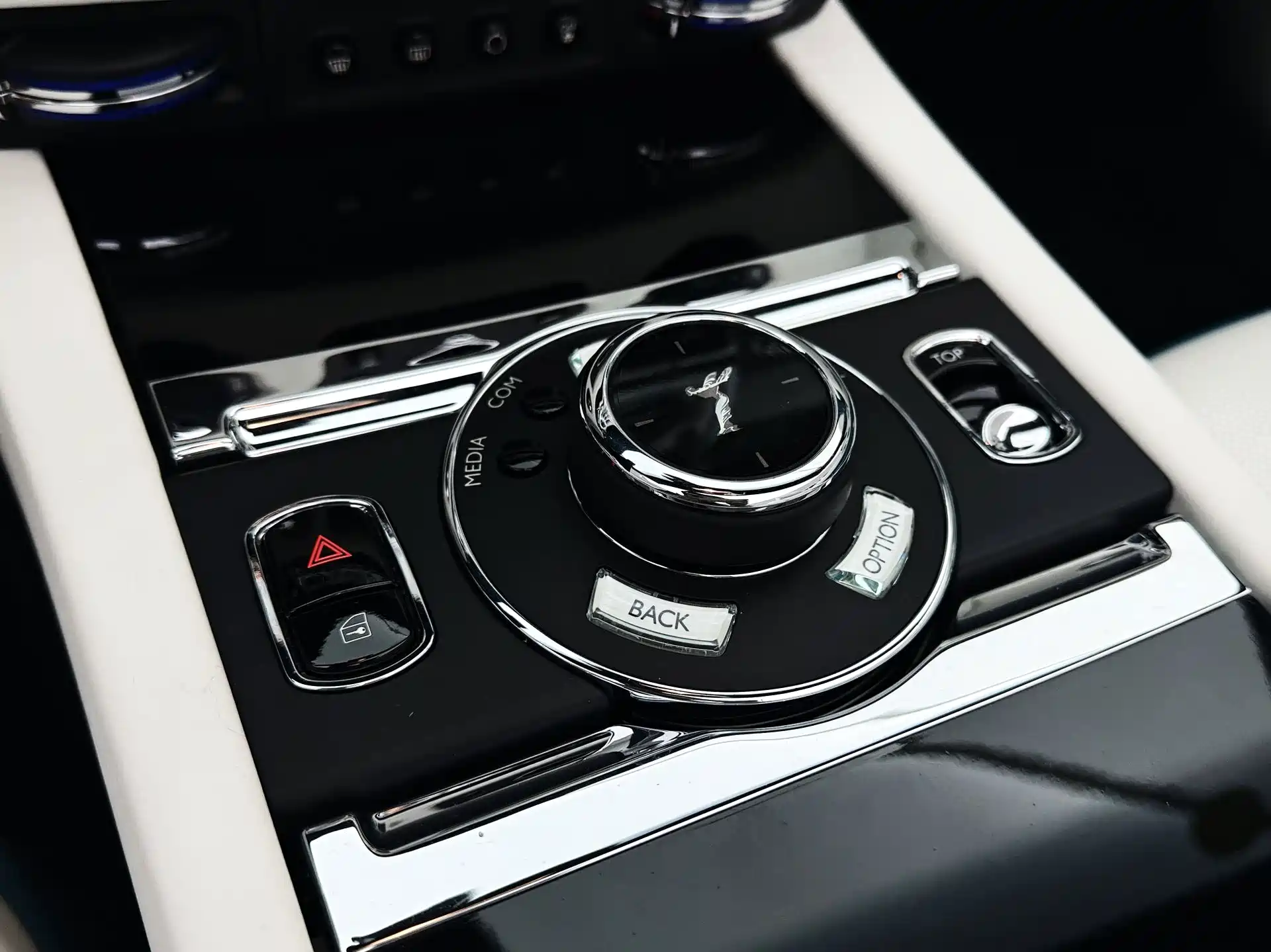 Photo 19 - Rolls-Royce Dawn