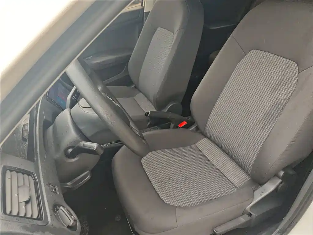 Volkswagen Santana 2021 1.5L Manual Trend Edition фото 15