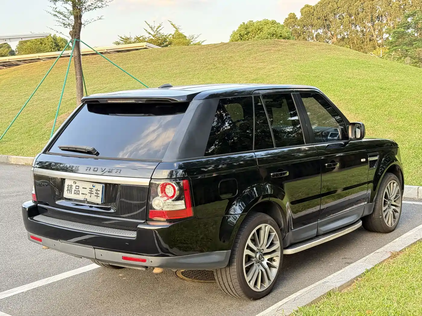 Photo 8 - Land Rover Range Rover Sport