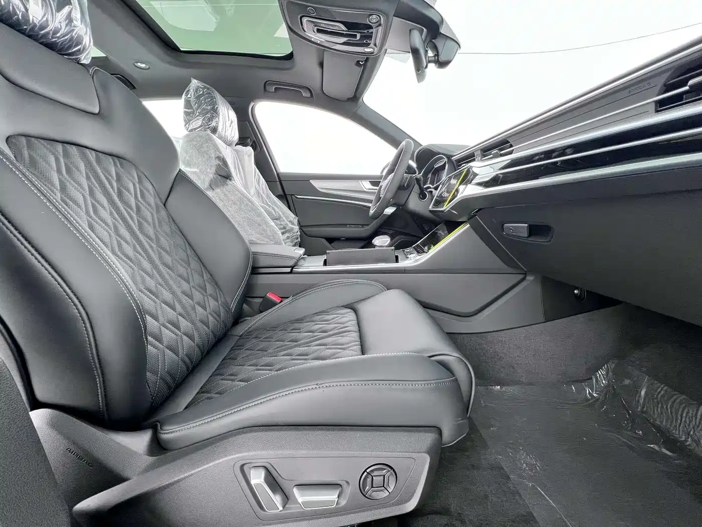 Audi A6L 2026 Model Year 45 TFSI quattro Premium Dynamic фото 3
