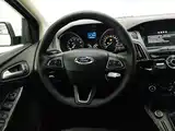 Фото 11 - Ford Focus