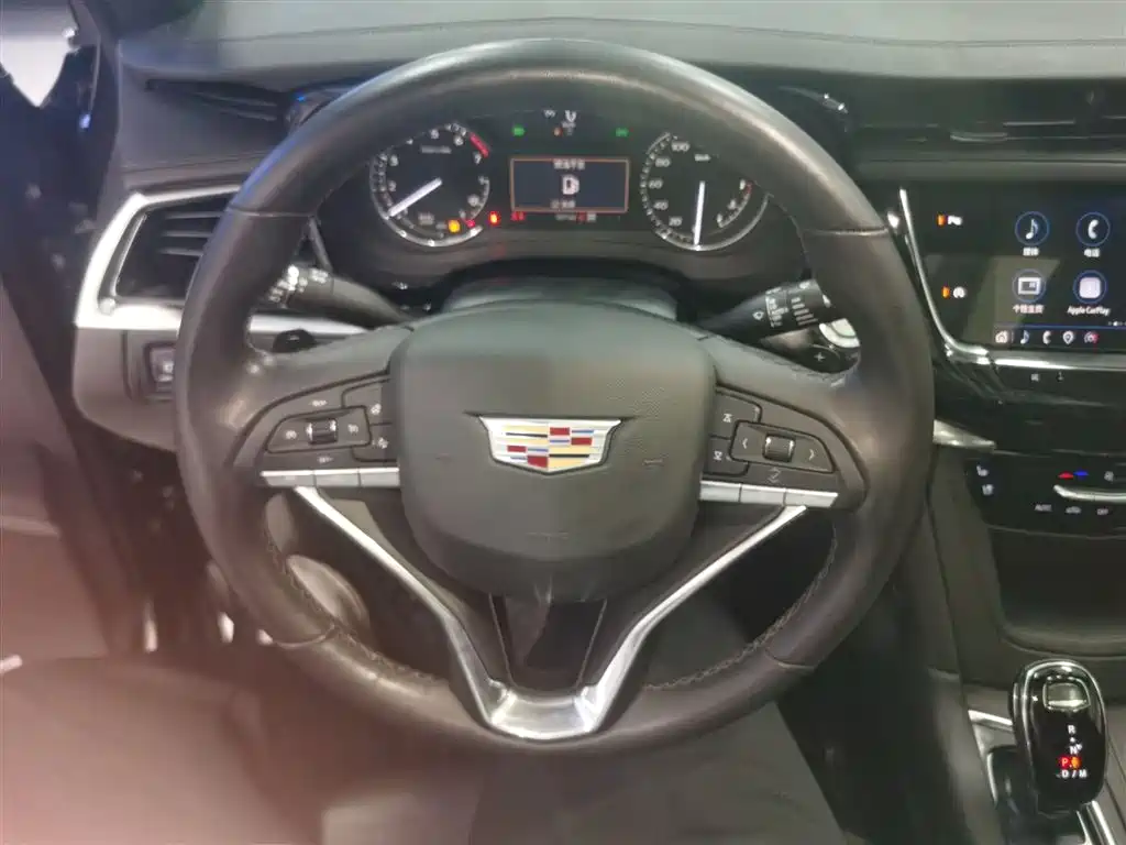 Cadillac XT6 2022 2.0T 6-Seater 4WD Luxury 120th Anniversary Limited Edition фото 11