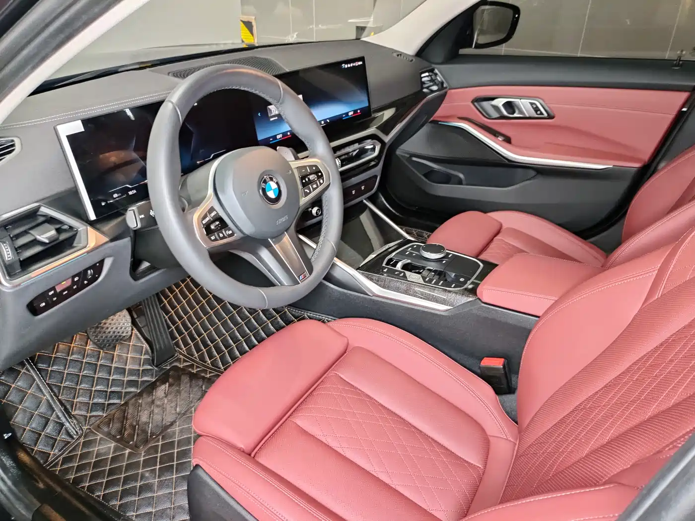 BMW 3 Series 2024 325Li M Sport Package фото 7