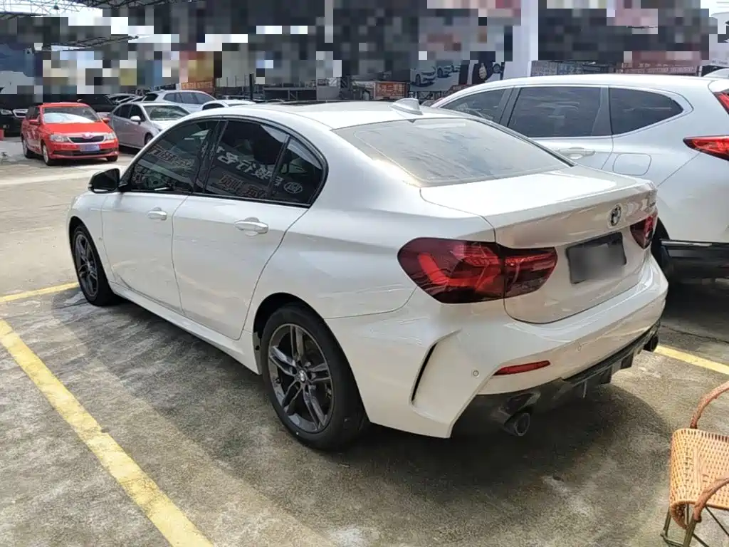 Фото 5 - BMW 1 Series