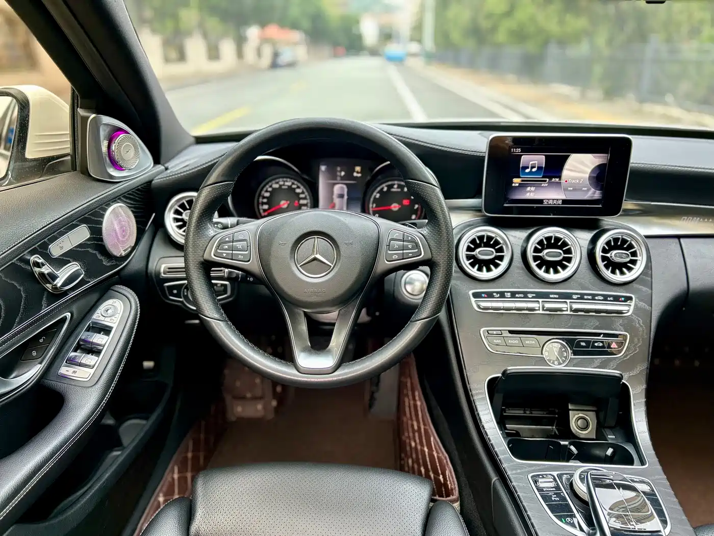Mercedes-Benz C-Class 2018 C 200 L Sport Achievement Special Edition фото 12