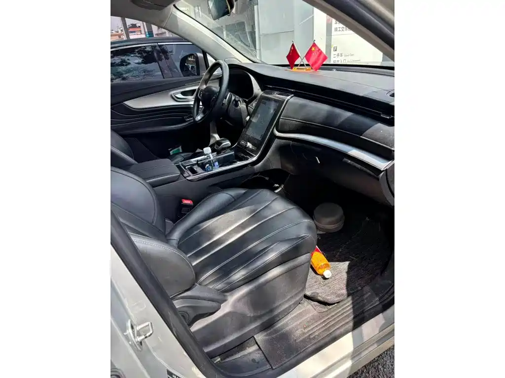 Фото 4 - Roewe RX5 MAX