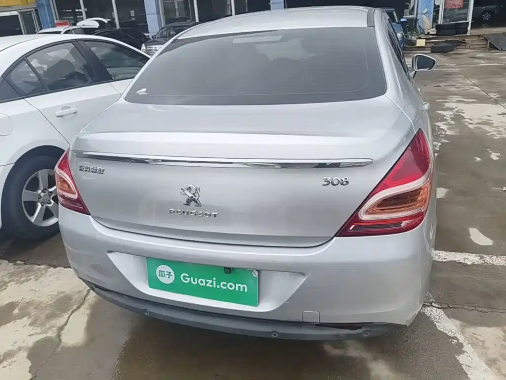 Peugeot 308 2014 2013 Model 1.6L Automatic Superior Style