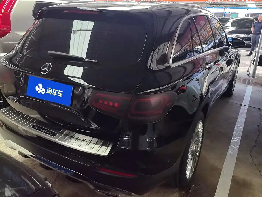 Mercedes-Benz GLC 2021 GLC 260 L 4MATIC Sporty фото 3