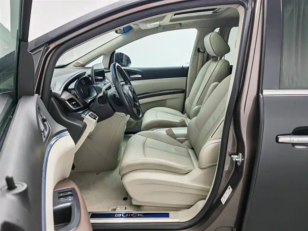 Buick GL8 2021 Land Business Class 652T Luxury фото 10