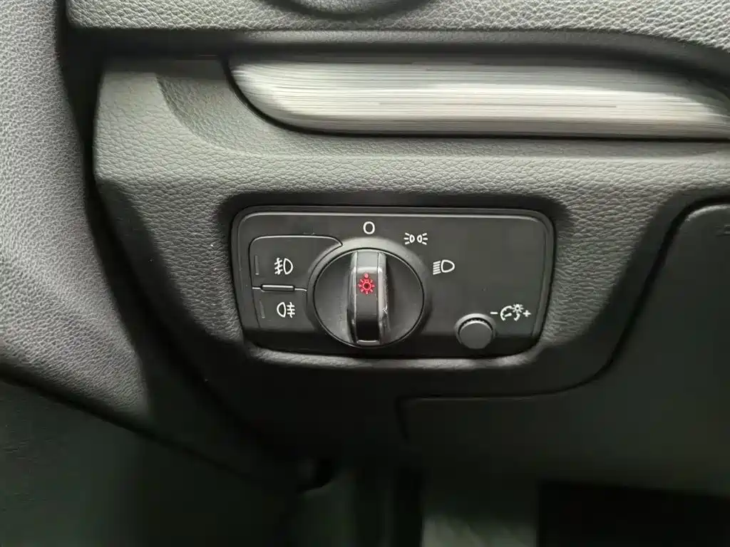 Audi A3 2015 Limousine 35 TFSI Millionth Anniversary Comfort Enjoyment Type фото 21
