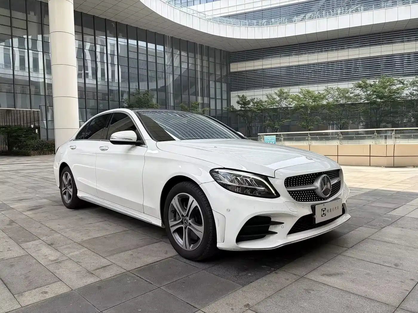 Mercedes-Benz C-Class 2020 Facelift C 260 L Sport фото 2