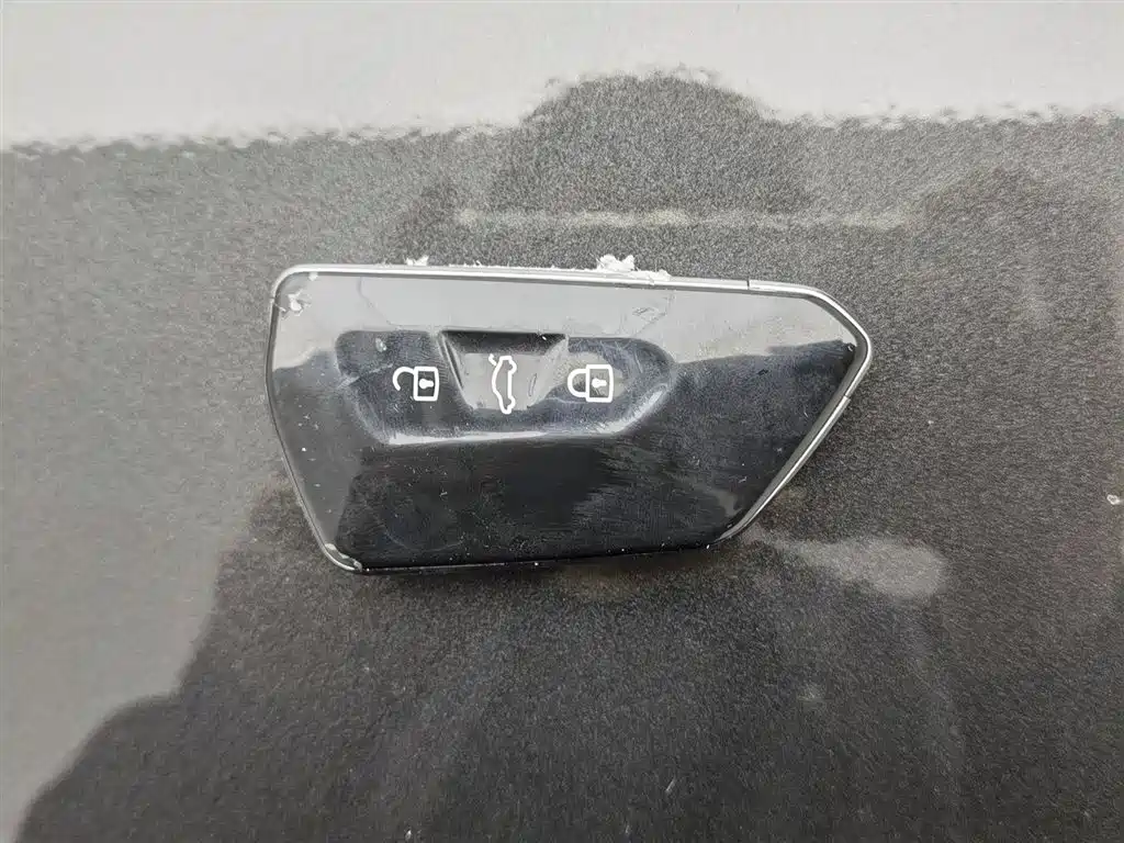 Volkswagen Sagitar 2021 280TSI DSG Excellence Edition фото 19