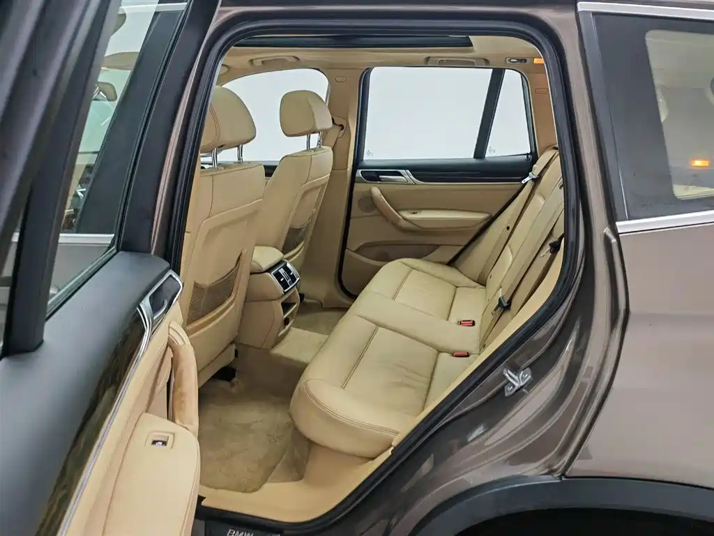 BMW X3 (Import) 2013 Facelift xDrive20i Luxury фото 15
