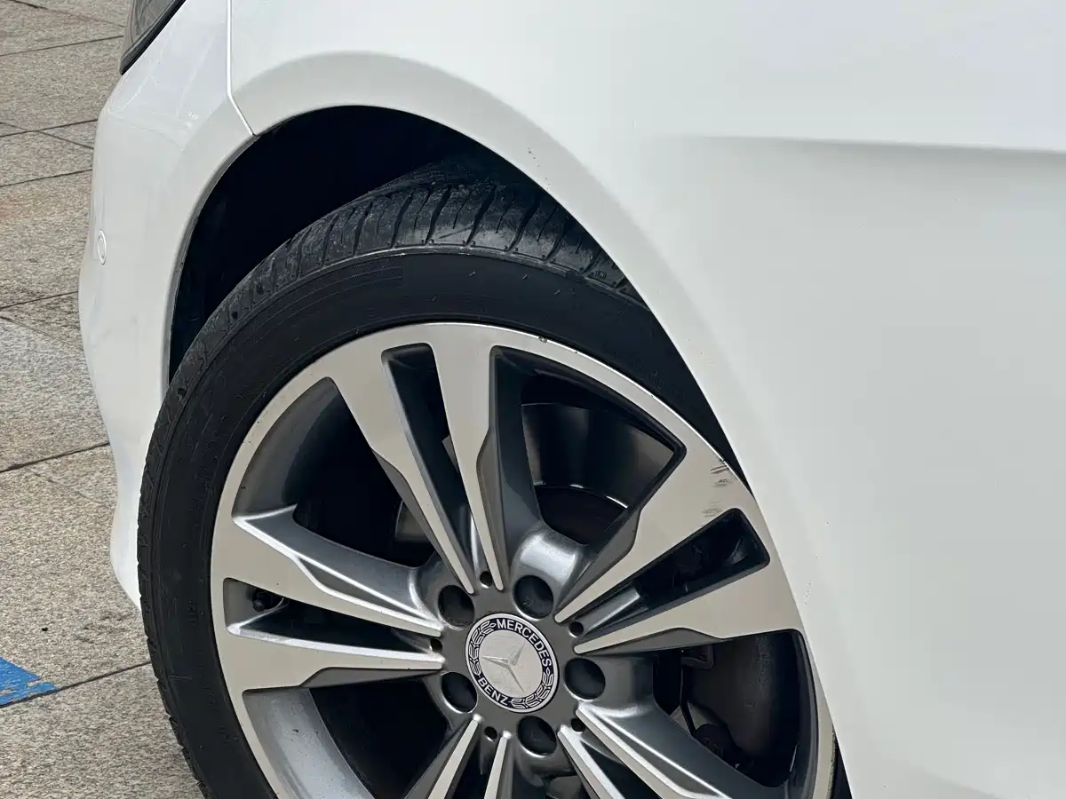 Mercedes-Benz E-Class 2015 E 260 L Sport фото 8