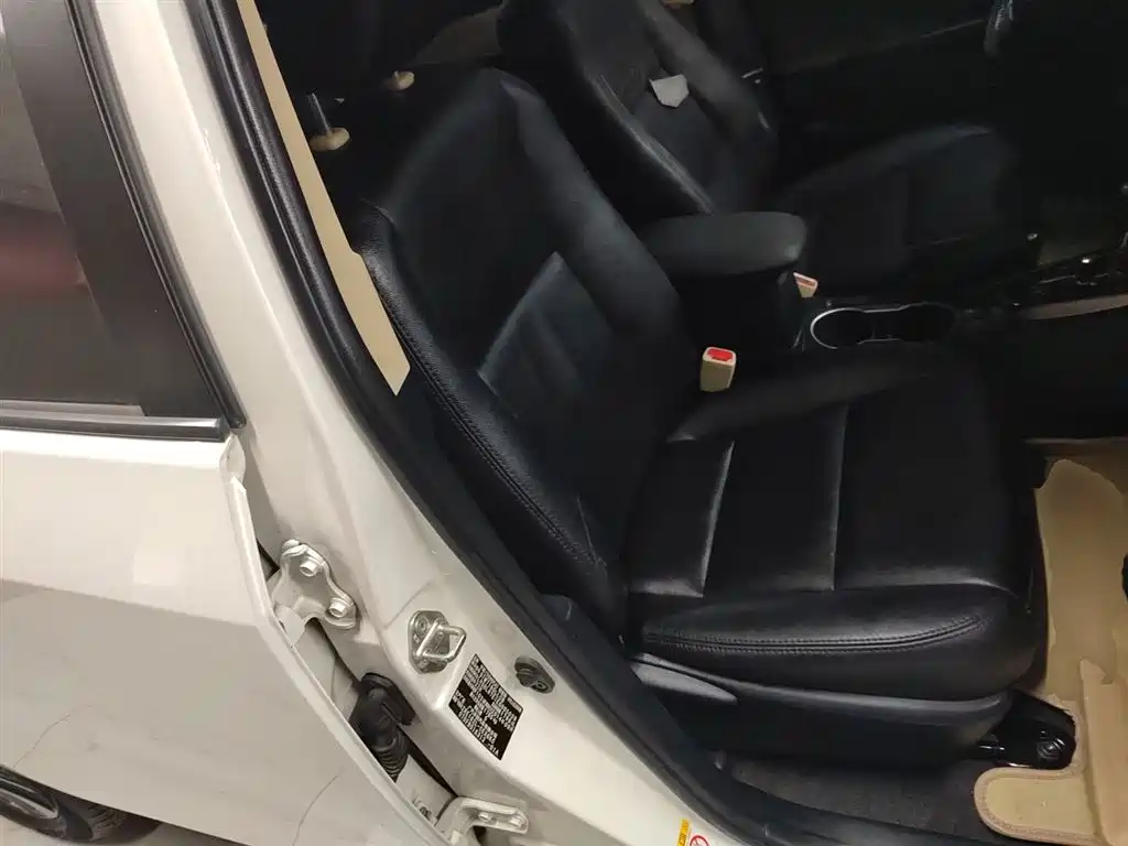 Toyota Levin 2014 1.8GS CVT Elite Edition фото 24