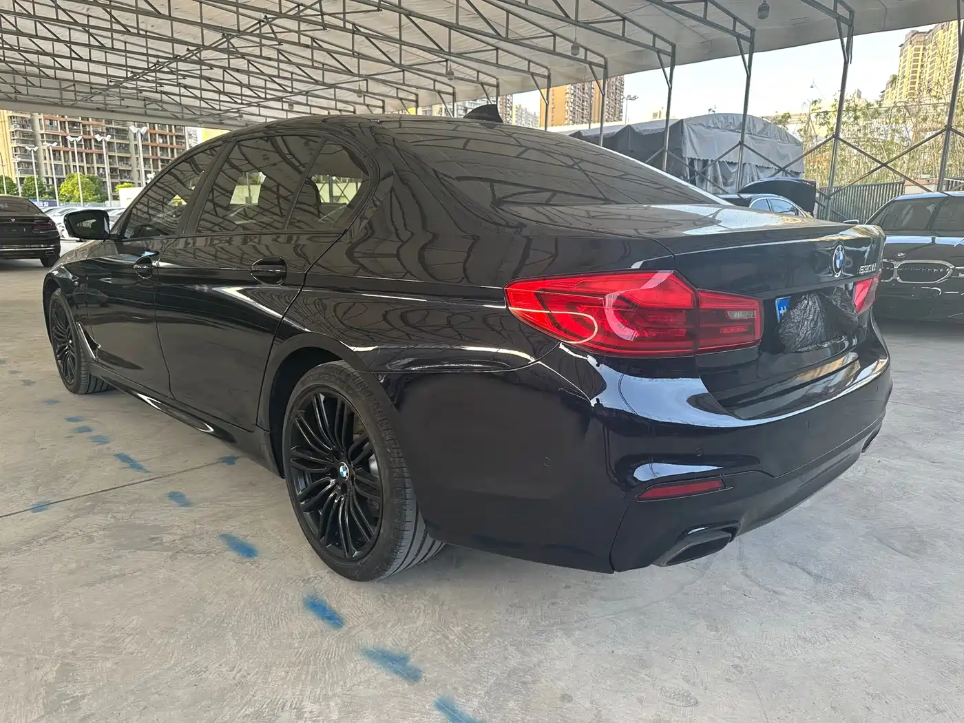 BMW 5 Series 2019 530Li Premium M Sport Package фото 6