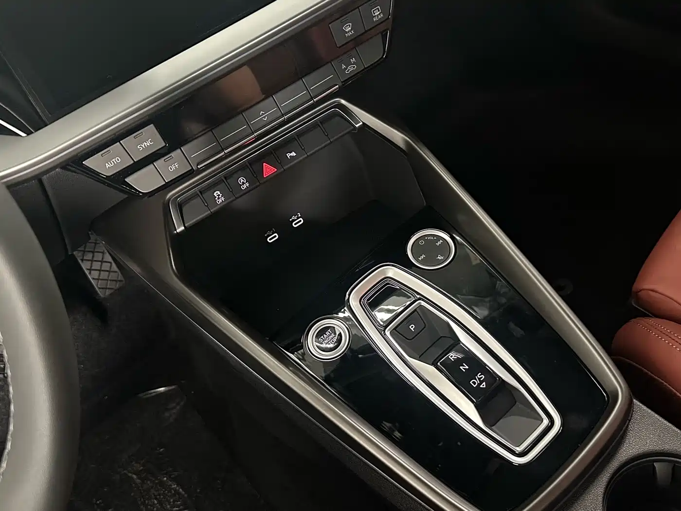 Audi A3 2025 Facelift A3L Limousine 35TFSI Flying Spur Premium фото 10