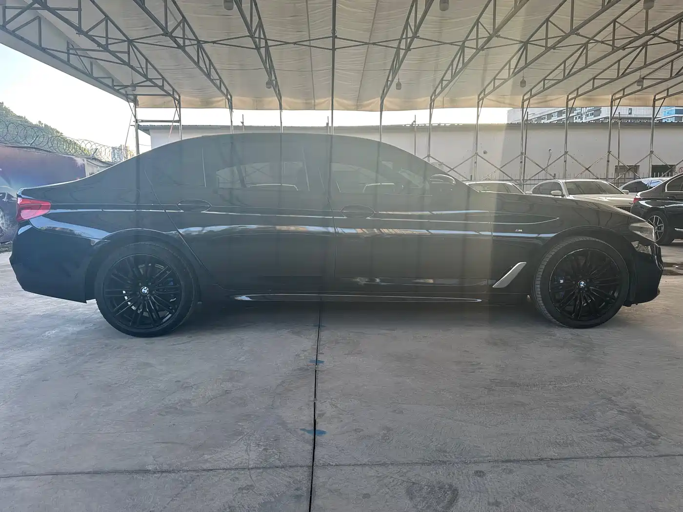 BMW 5 Series 2019 530Li Premium M Sport Package фото 13