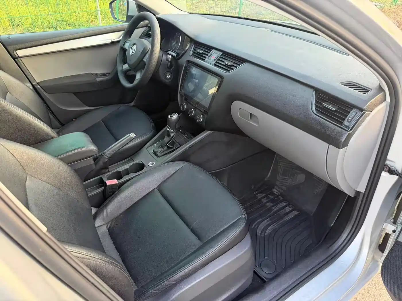 Škoda Octavia 2015 1.6L Automatic逸致版 фото 13