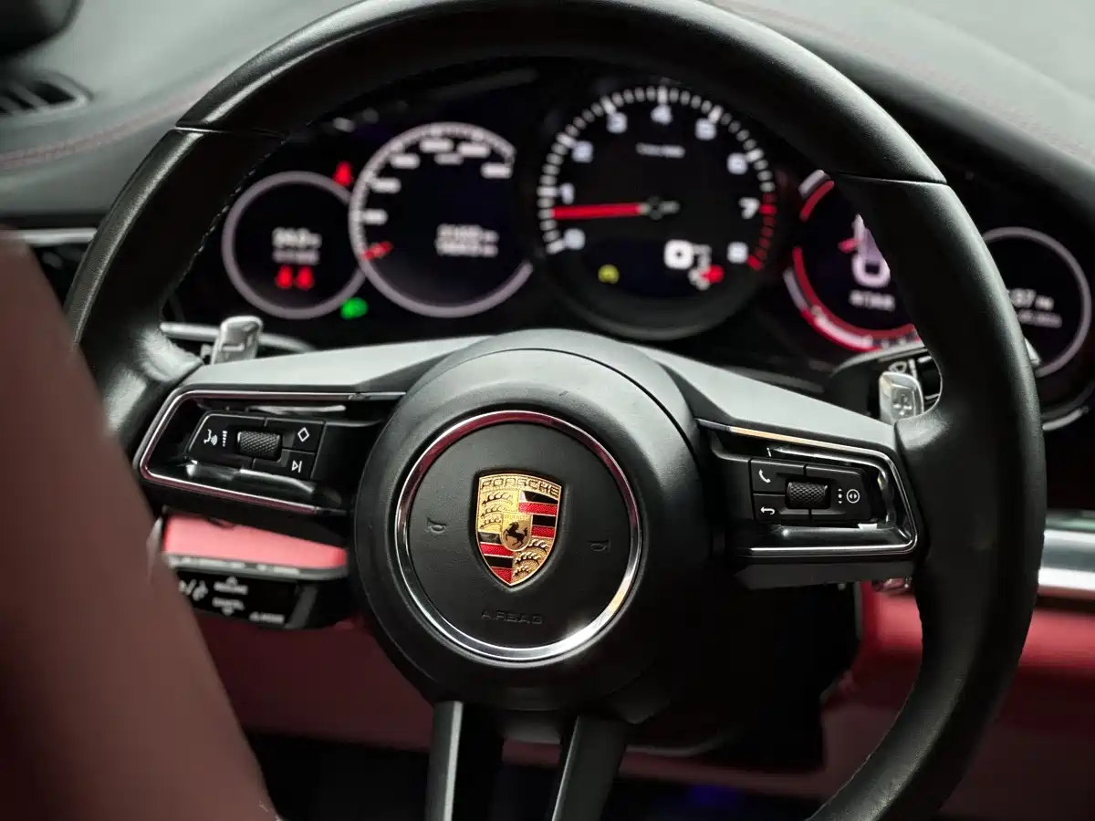 Porsche Panamera 2022 Panamera 4 Executive Long Wheelbase 2.9T фото 5