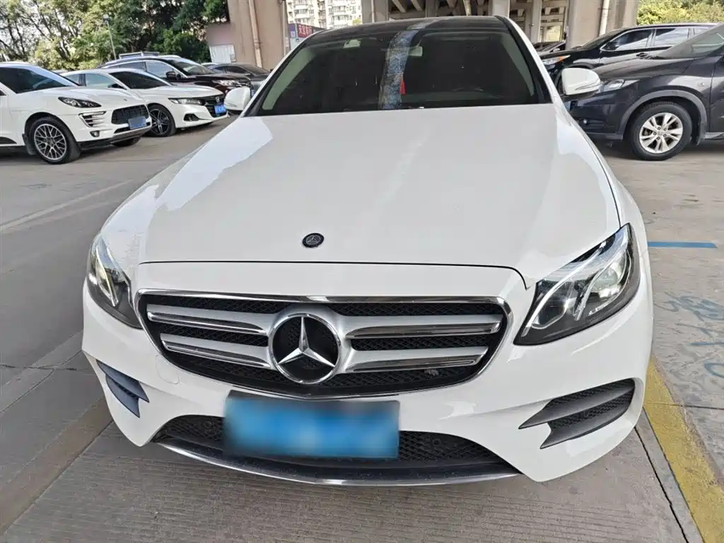 Mercedes-Benz E-Class 2016 E 200 L Sport Type фото 3