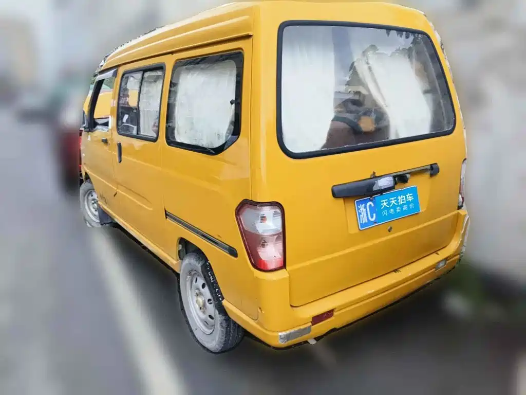 Wuling Motors Wuling Zhiguang 2010 2010 Model 1.0L Career Edition