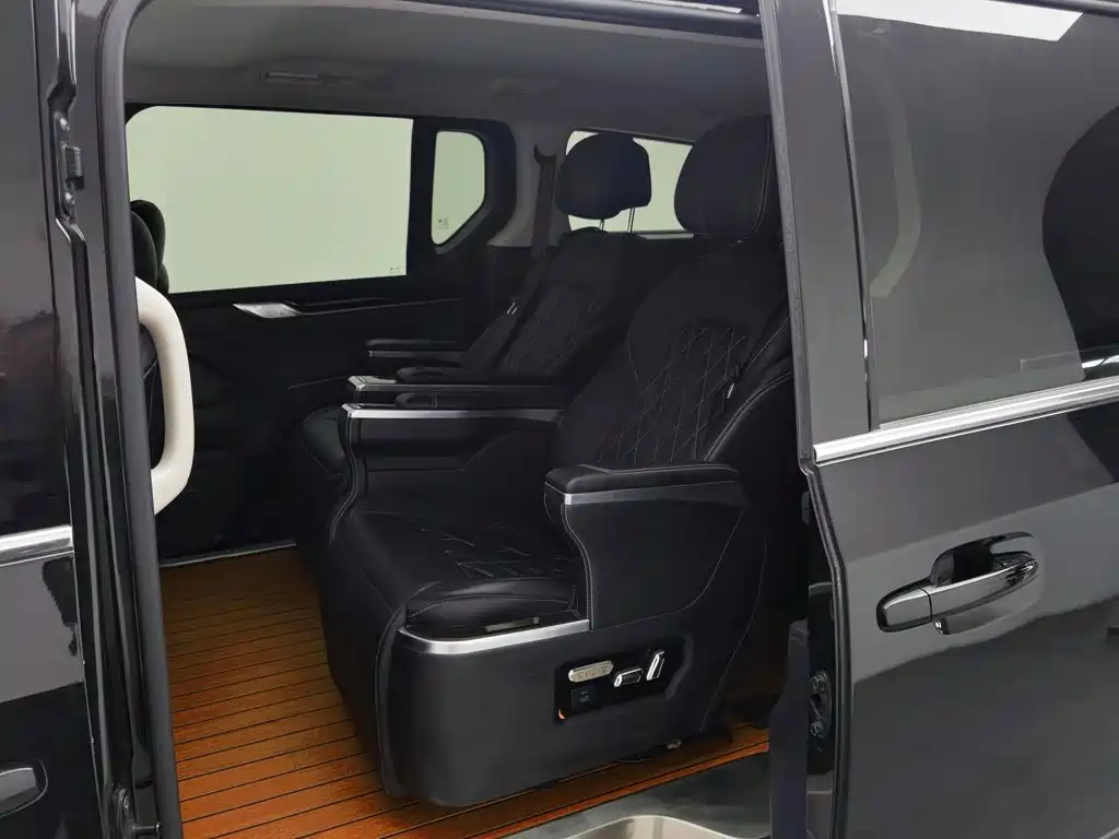 Maxus G20 2021 2021 PLUS 2.0T Gasoline Automatic Luxury Edition
