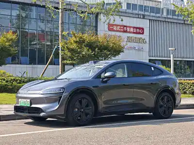 Luxeed R7