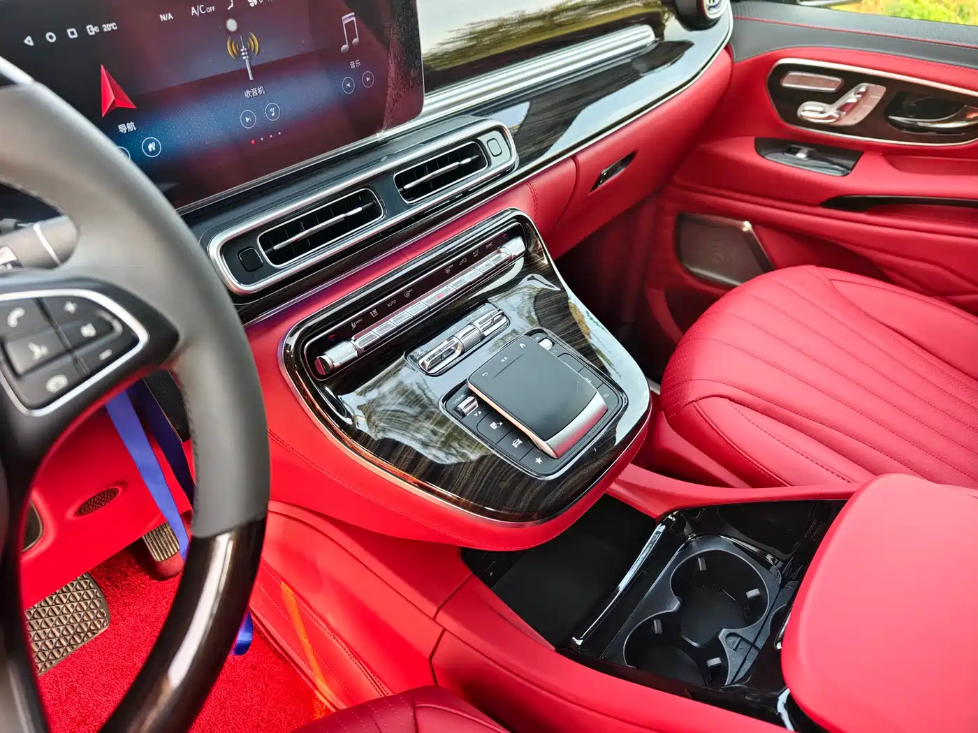 Mercedes-Benz Vito 2021 2.0T Elite 7-Seater фото 9