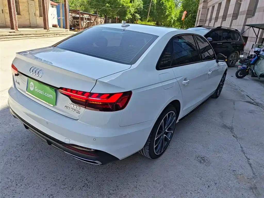 Audi A4L 2024 40 TFSI Luxury Dynamic фото 7