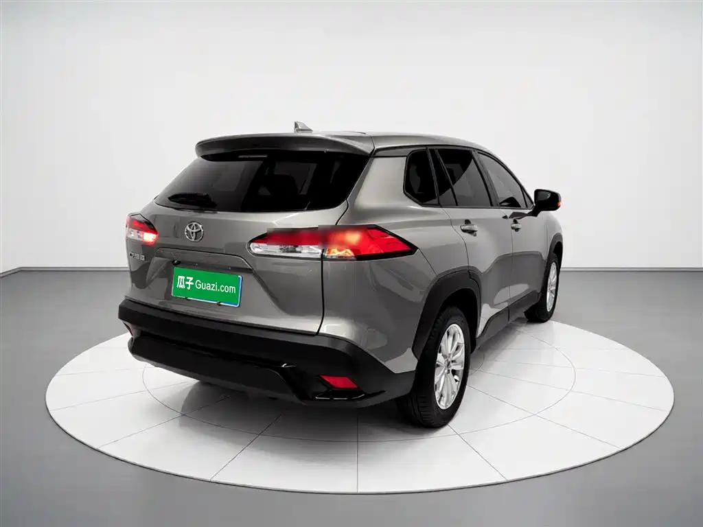 Toyota Frontlander 2024 2.0L CVT Elite Edition фото 7